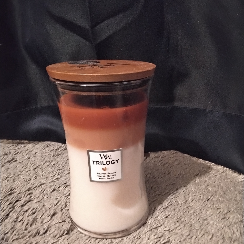 Yankee wood wick pumpkin praline trilogy Candle